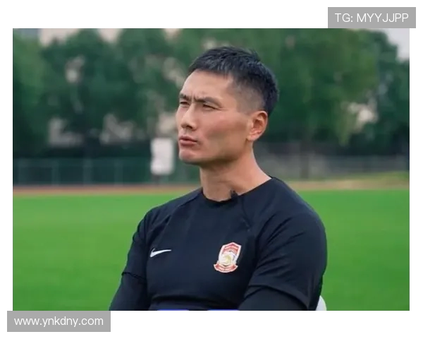 邵佳一称赞球队下半场表现出色充分贯彻战术意图展现整体配合魅力