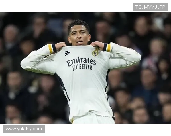 贝林厄姆国家德比传射建功 社媒感慨嘴上说说容易 皇马万岁为中心